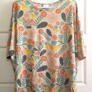 Plus Size 2x LuLaRoe Irma Tunic